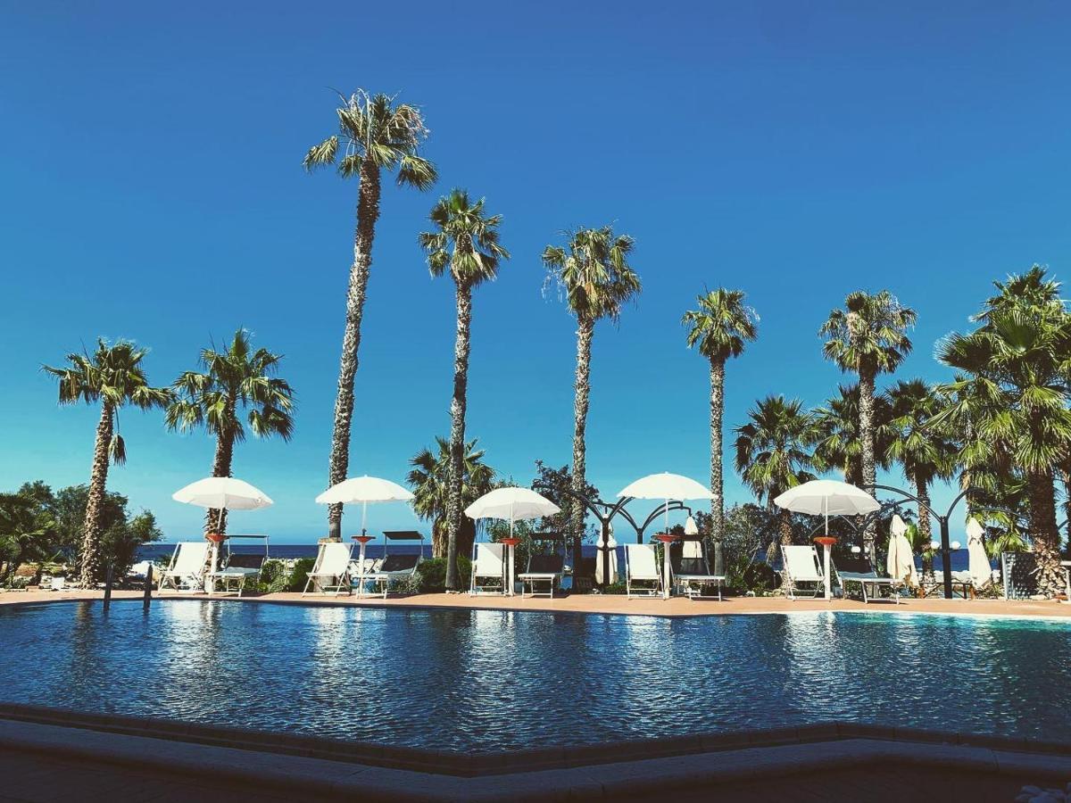 Palm Beach Club Hotel Casteldaccia Kültér fotó