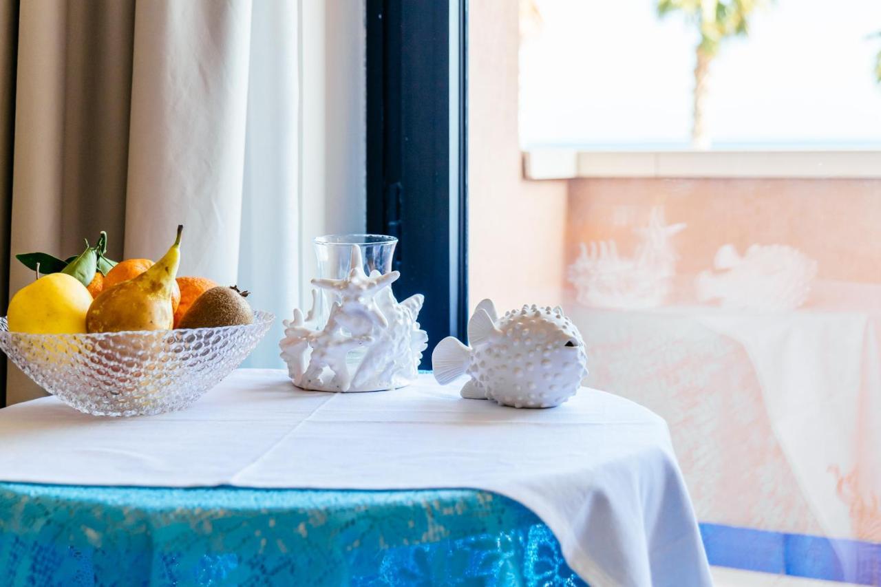 Palm Beach Club Hotel Casteldaccia Kültér fotó