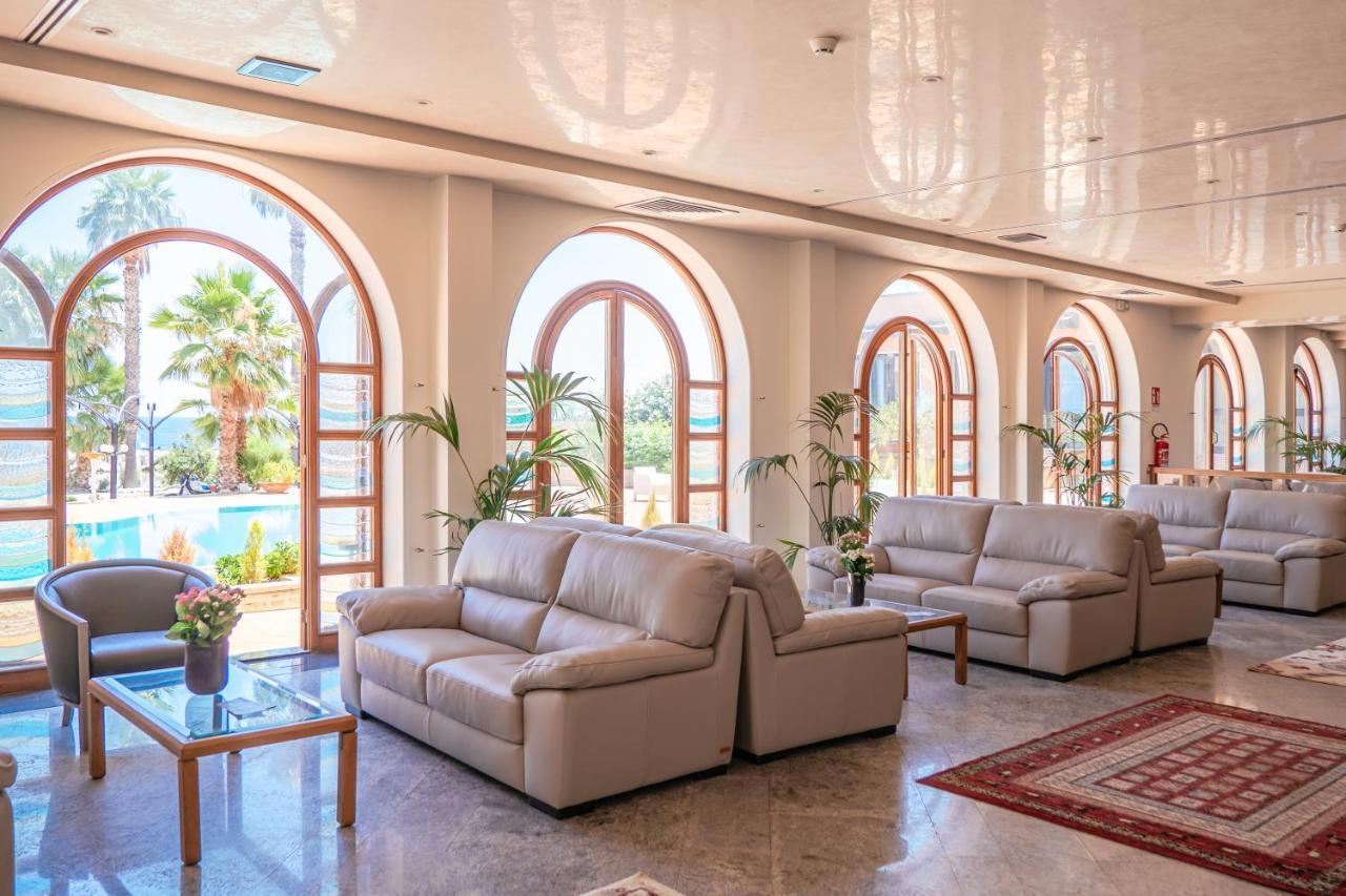 Palm Beach Club Hotel Casteldaccia Kültér fotó